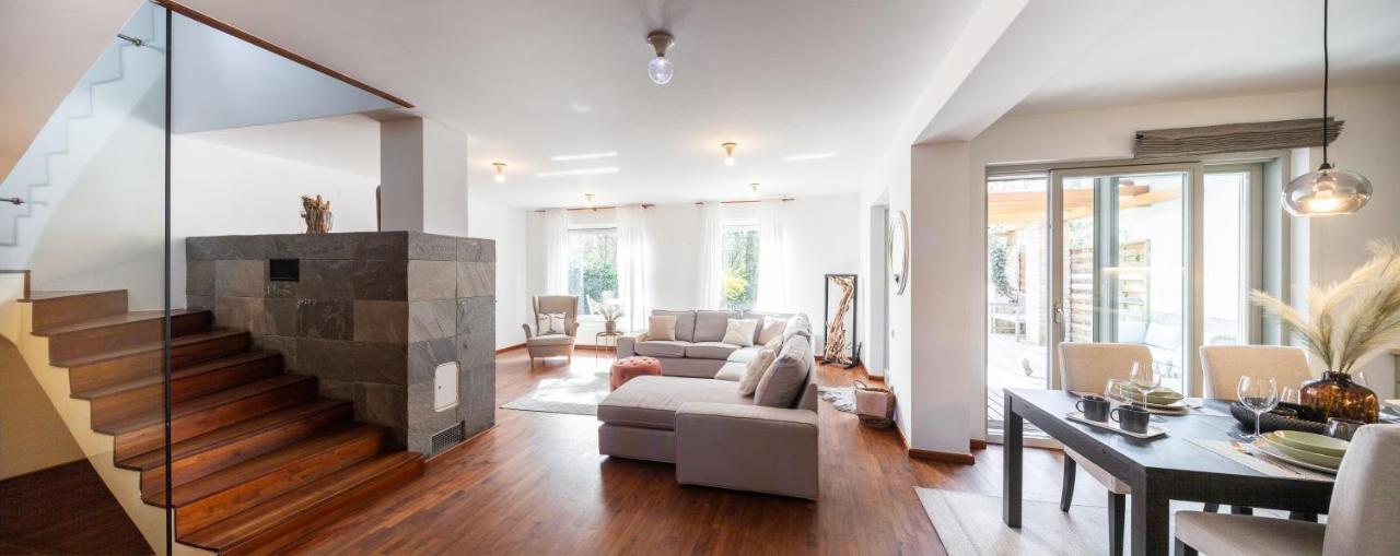 Silver Willow Luxury Apartment Sopron Buitenkant foto